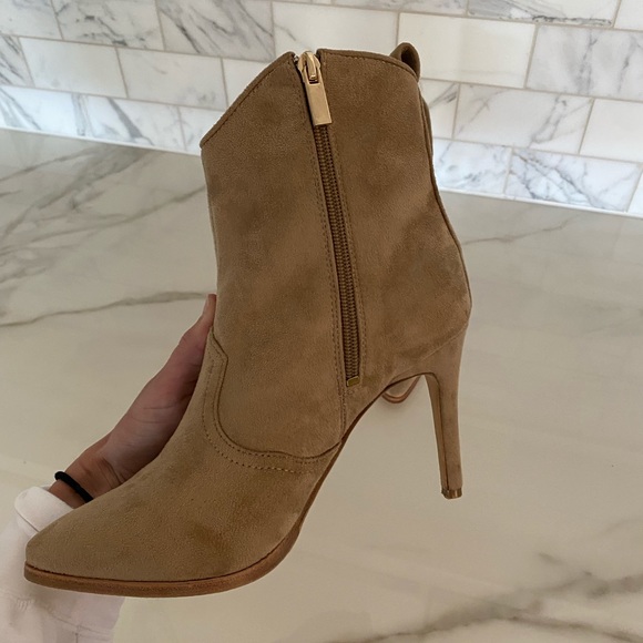 Revolve Raye Booties 8.5 - Picture 5 of 6